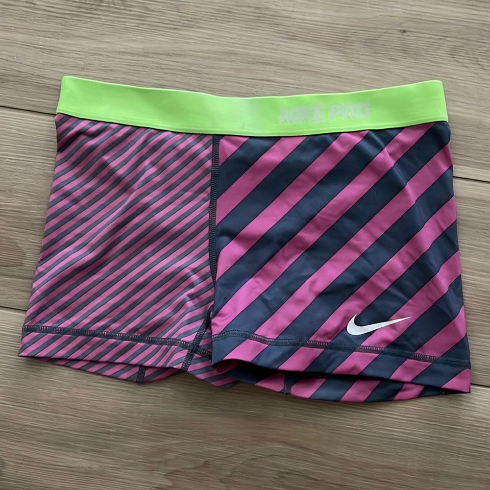 Nike pro short bike shorts